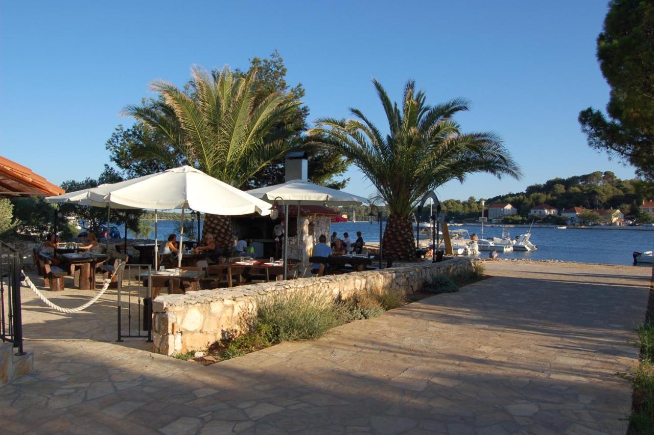 Gorgonia Suites In Verunić Dış mekan fotoğraf